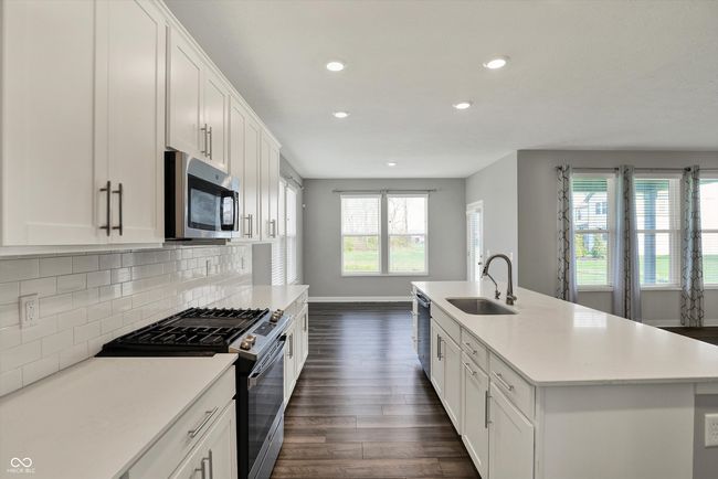 10423 Hamburg Dr, House other with 5 bedrooms, 6 bathrooms and null parking in Fortville IN | Image 27