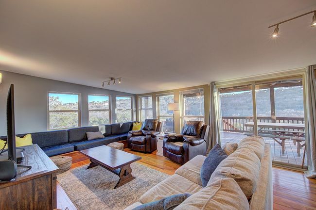 205 Cedar Cliff Loop, Home with 3 bedrooms, 2 bathrooms and 1 parking in Hunt TX | Image 19