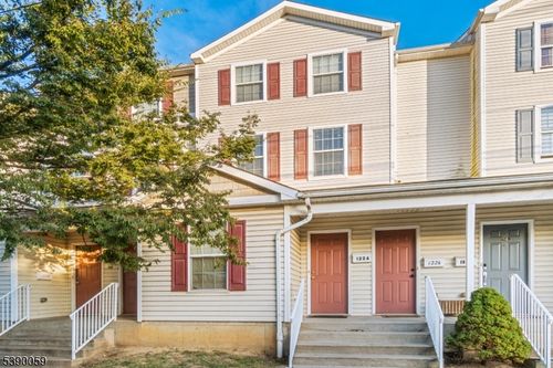 a-122 Remsen Ave, New Brunswick, NJ, 08901-2608 | Card Image