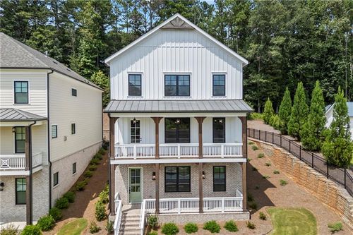 3900 White St, Suwanee, GA, 30024-5118 | Card Image