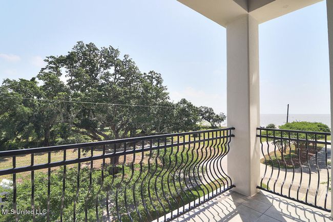 4Balcony | Image 4