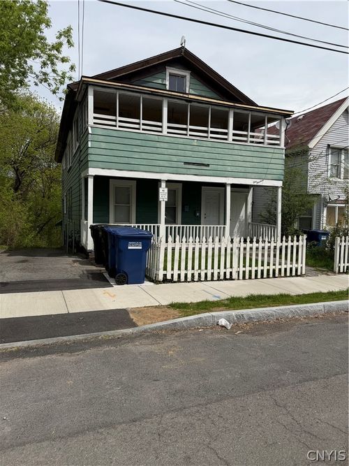 119 S Carbon Street, Syracuse, NY, 13203 | Card Image