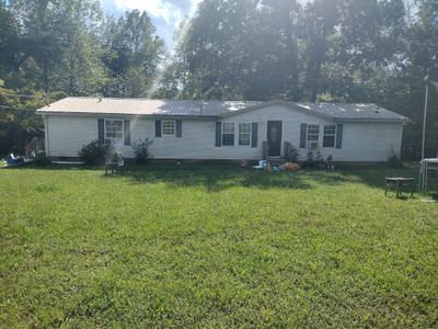 2220 Sunset Dr, House other with 3 bedrooms, 2 bathrooms and null parking in White Bluff TN | Image 1