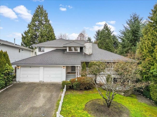 2027 Saskatchewan Avenue, House other with 4 bedrooms, 3 bathrooms and 4 parking in Port Coquitlam BC | Image 3