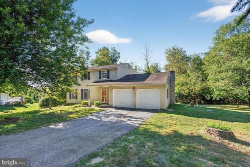 7 Rabbit Run Ln, GLENMOORE, PA, 19343-9541 | Card Image