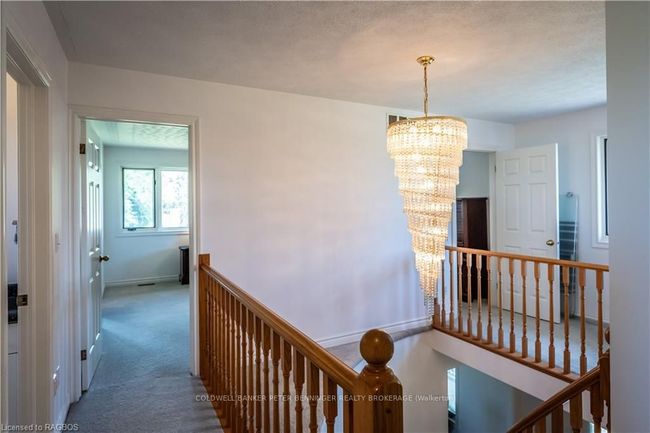 upper hallway | Image 22