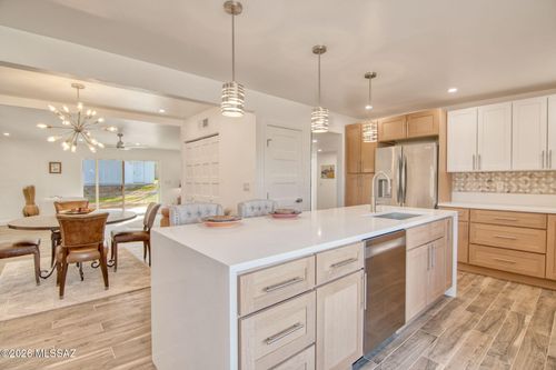 7012 N Montebella Rd, Tucson, AZ, 85704-1958 | Card Image