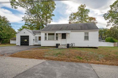 197 Laxson Ave, Manchester, NH, 03103-3911 | Card Image