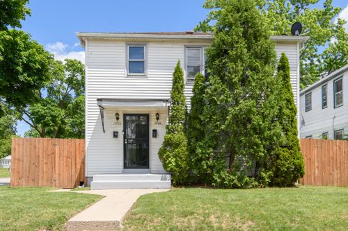 5974 N 37th St, Milwaukee, WI, 53209-4020 | Card Image