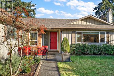 7205 Skyline Cres, House other with 3 bedrooms, 2 bathrooms and 4 parking in Saanichton BC | Image 1