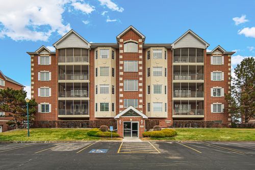 unit-4sw-7920 Trinity Cir, Tinley Park, IL, 60487-5721 | Card Image