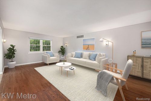 1360 Trailwood Path, Bloomfield Hills, MI, 48301-1727 | Card Image