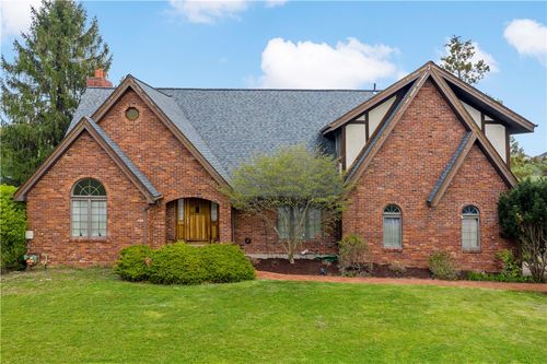 115 Stettler Dr, Jefferson Hills, PA, 15025-3147 | Card Image