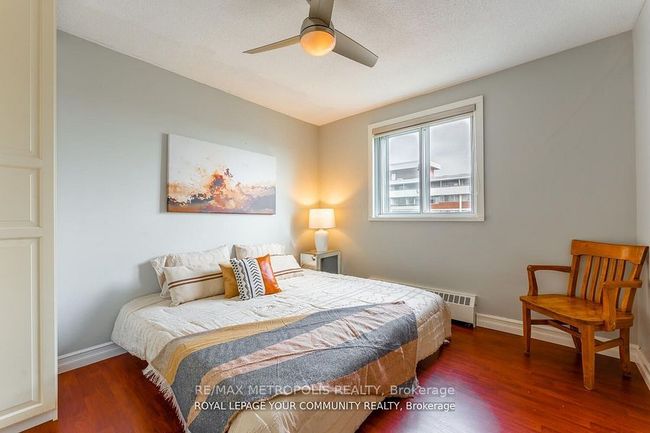 704 - 15 Elizabeth St N, Condo with 3 bedrooms, 2 bathrooms and null parking in Mississauga ON | Image 35