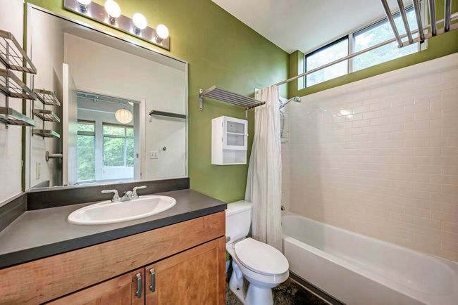 APT-3046 - 2401 E 6 Th St, Condo with 0 bedrooms, 1 bathrooms and 1 parking in Austin TX | Image 19