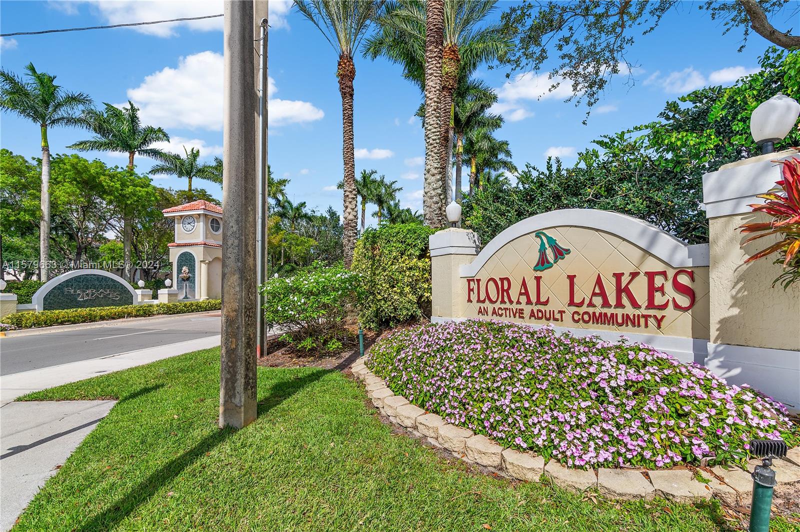 Rosaire Ln, Delray Beach, FL 33484
