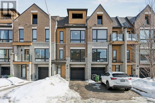 59 Kenneth Wood Cres, North York, ON, M2N0K3 | Card Image