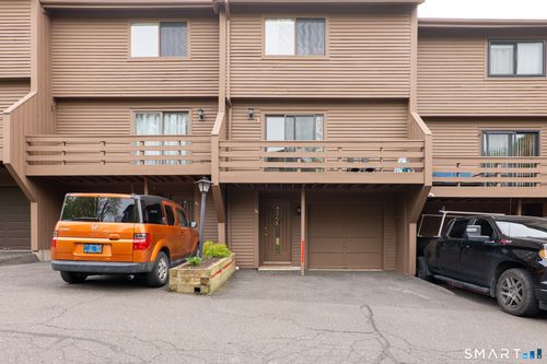 39-157 Shelter Rock Rd, Danbury, CT, 06810-7061 | Card Image