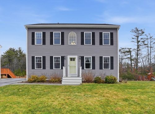 3 Fieldstone Ln, Marion, MA, 02738-1424 | Card Image