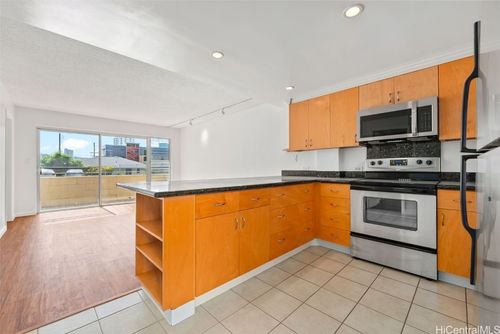 b102-1099 Green Street, Honolulu, HI, 96822 | Card Image