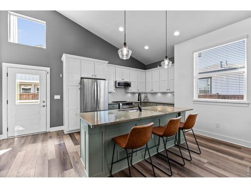 7490 Eustis Dr, Wellington, CO, 80549-3273 | Card Image