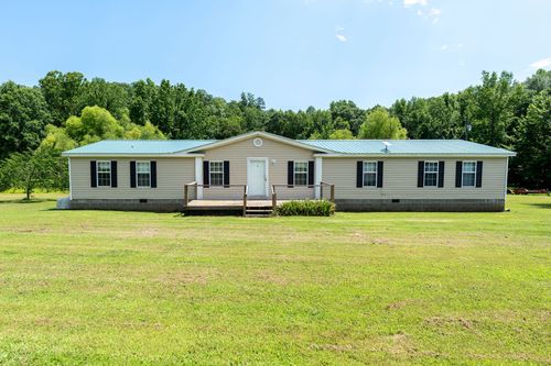 450 Old Towne Branch Rd, Waynesboro, TN, 38485-3901 | Card Image