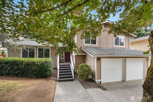 17610 161st Ave Se, Renton, WA, 98058-9140 | Card Image