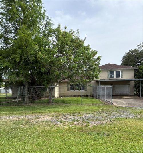 10446 Keystone Rd, Welsh, LA, 70591-5705 | Card Image