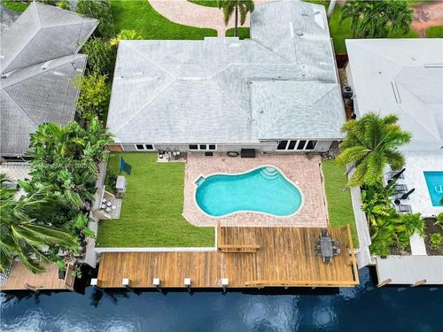 2306 Ne 15th Ave, Wilton Manors, FL, 33305-2311 | Card Image