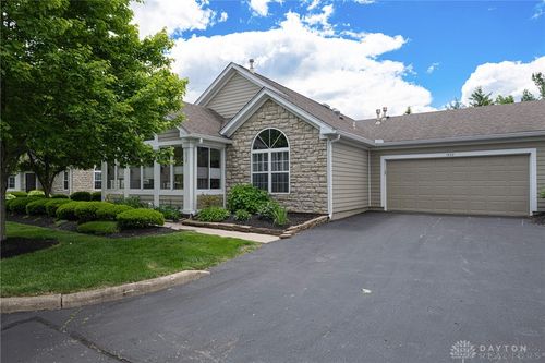 1532 Turnberry Village Dr, Washingtn Twp, OH, 45458-3130 | Card Image