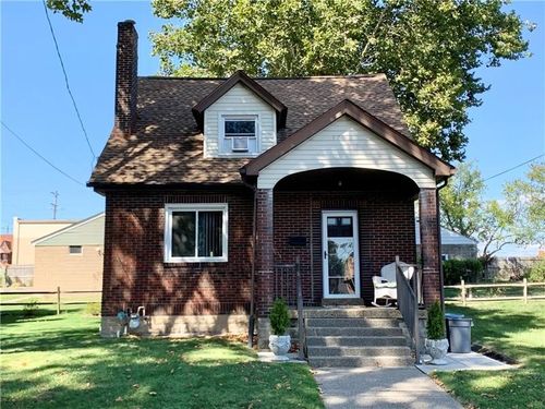 1606 Maryland Ave, West Mifflin, PA, 15122-4008 | Card Image