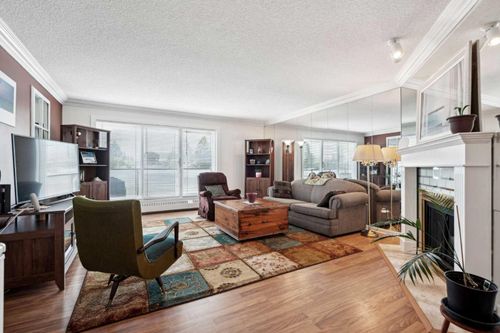 213-333 Garry Crescent Ne, Calgary, AB, T2K5W9 | Card Image
