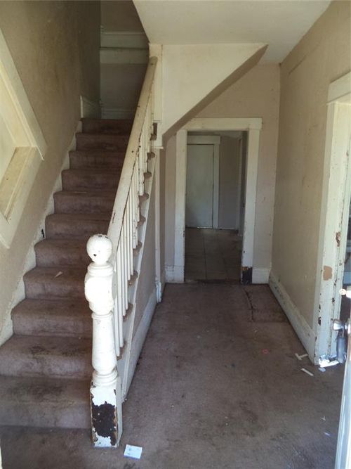 708 E Harrison Ave, Guthrie, OK, 73044-5205 | Card Image