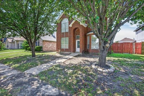 1407 Springwood Dr, Mesquite, TX, 75181-4718 | Card Image