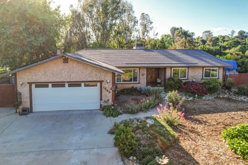 1648 Filaree Dr, Redding, CA, 96002-4021 | Card Image