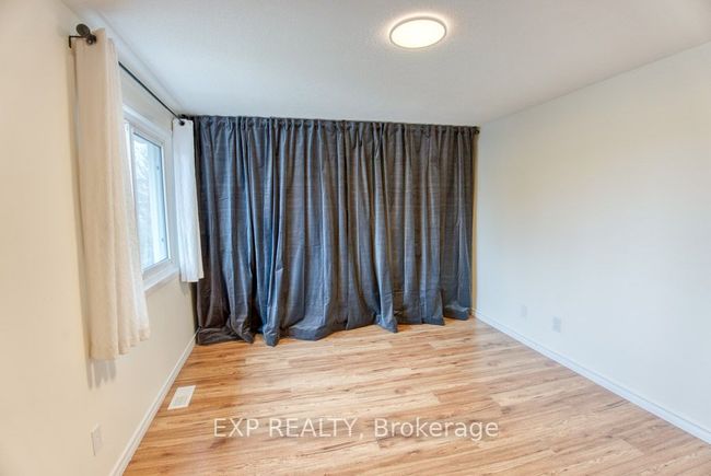 42 Fair Oaks Cres, House attached with 3 bedrooms, 2 bathrooms and 2 parking in Nepean ON | Image 26