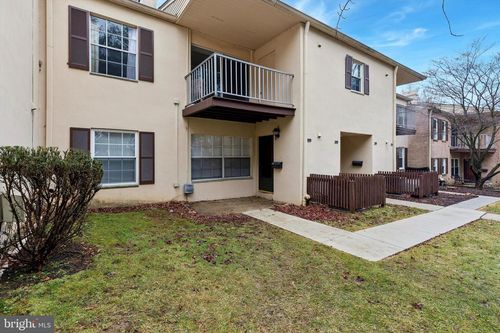 521 Old Forge Xing, DEVON, PA, 19333-1125 | Card Image