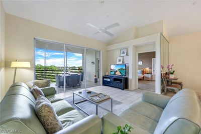 303 - 25161 Sandpiper Greens Court, Condo with 2 bedrooms, 2 bathrooms and null parking in Bonita Springs FL | Image 2