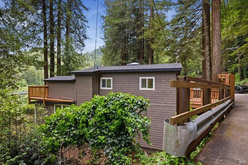 21498 Starrett Hill Dr, Monte Rio, CA, 95462-9615 | Card Image