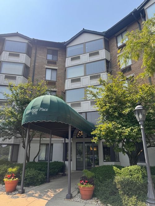 apt-411-470 Fawell Blvd, Glen Ellyn, IL, 60137-6786 | Card Image