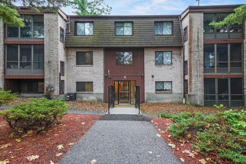 apt-107-5 Greenbriar Dr, North Reading, MA, 01864-3136 | Card Image