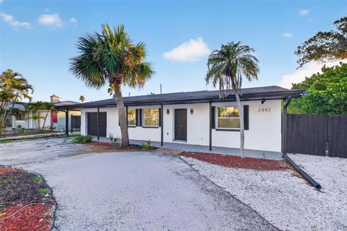 2801 45th St S, GULFPORT, FL, 33711-3739 | Card Image