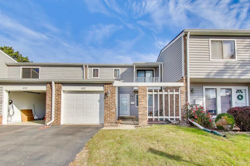 452 Hickory Dr, Wheeling, IL, 60090-6246 | Card Image