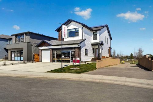 51 Miners Rd W, Lethbridge, AB, T1J5W6 | Card Image