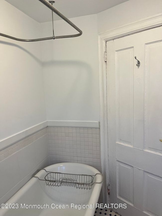 2nd floor bathroom | Image 26