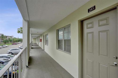 245-2999 Nw 48th Ave, Lauderdale Lakes, FL, 33313-1725 | Card Image