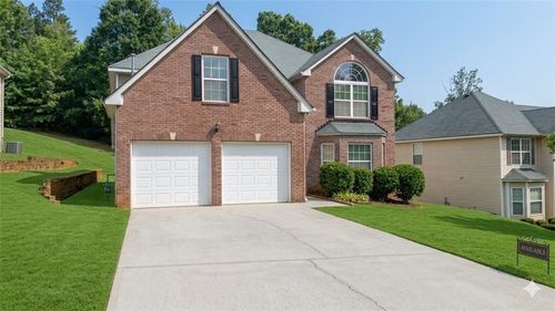 3155 Hunting Creek Pass, Douglasville, GA, 30135-8468 | Card Image