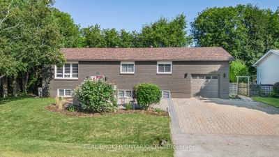 22 Patterson Pl, House other with 3 bedrooms, 2 bathrooms and 7 parking in Barrie ON | Image 3