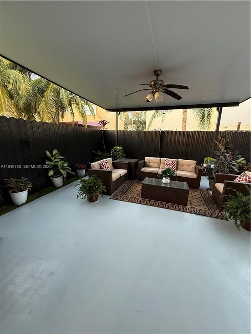 4117 24th Dr, Homestead, FL, 33033-5160 | Card Image