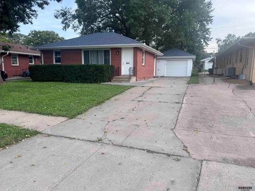 6621 Colfax Ave, Lincoln, NE, 68507-2031 | Card Image